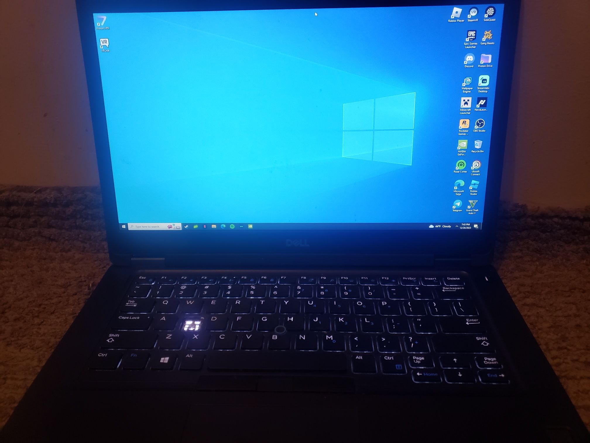 Quest 2 128 Gb, And A Laptop That Goes For 500