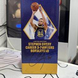 Signed Stephen Curry Career 3-pointers Bobble head