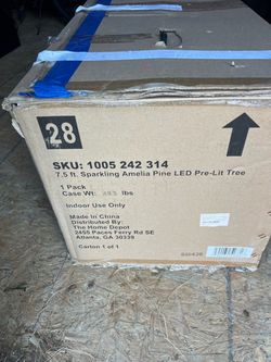 7.5ft Christmas tree