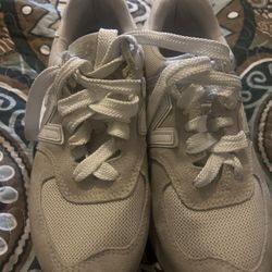 Tenni New Balance Size 61-2 Perfect Condition 