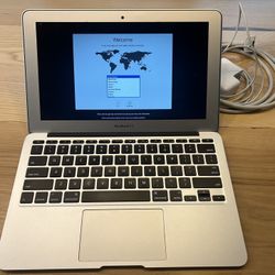 1465 MacBook Air with Charger