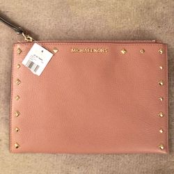 Michael Kors Jet Set Clutch