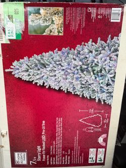 Home Accents Holiday 7.5 ft Flocked Pre-Lit Christmas Tree