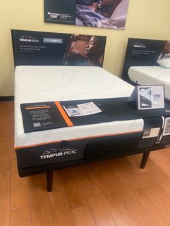 Tempurpedic ProAdapt - Firm Queen Size Mattress