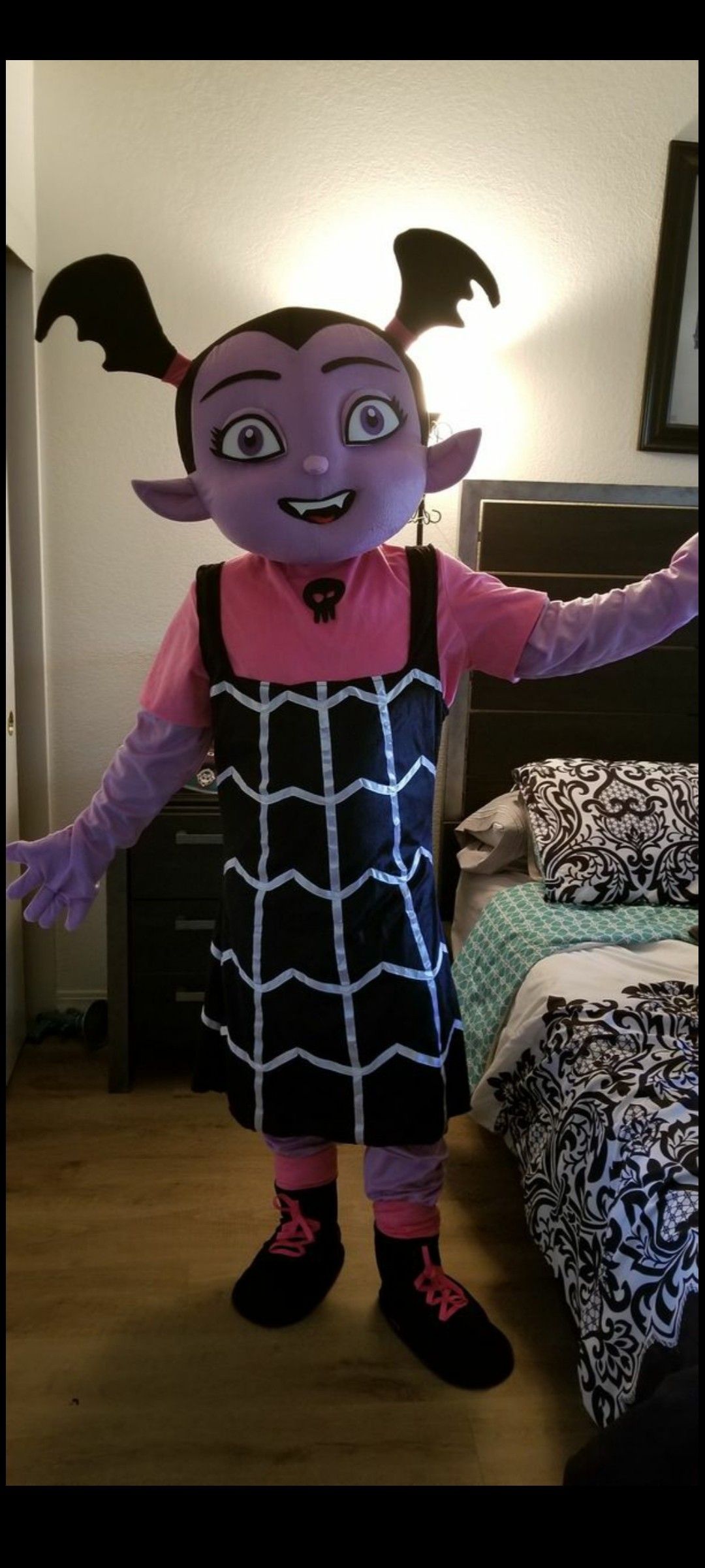 Vampirina Costume