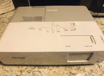 Epson 822 projector