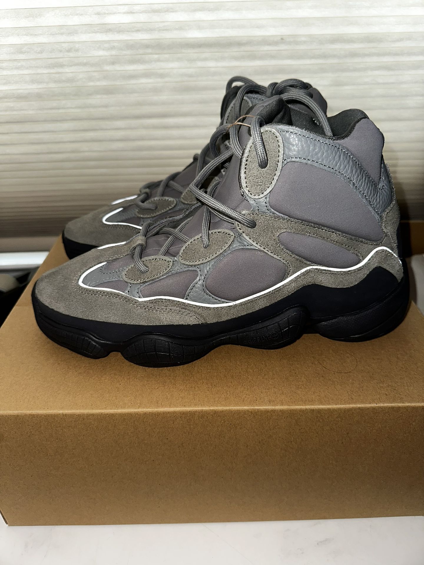 Adidas Yeezy 500 High Mist Slate Size 10.5 US Men’s