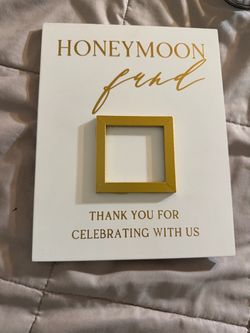 Honeymoon fund QR code sign.