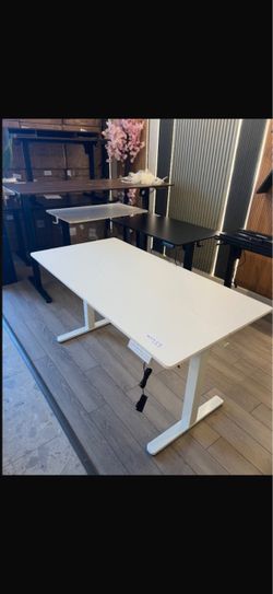 55” White Standing Desk ( i have lot of other desk sizes and colors 😃)