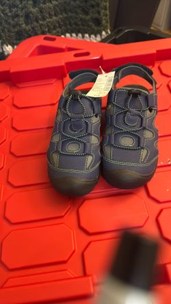 Children’s Place Sandles