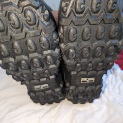 $$ SIZE 11 MENS DRY CODE BOOTS