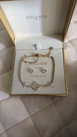 Bracelet with erring set