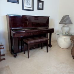 Upright Studio Piano 