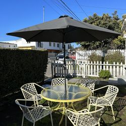 Vintage Outdoor Glass Table And Chairs / With Umbrella 