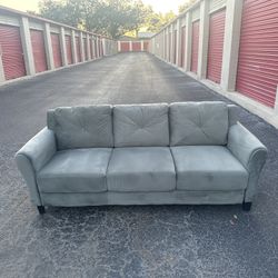 Comfy Nice Sofa Couch🔥🔥