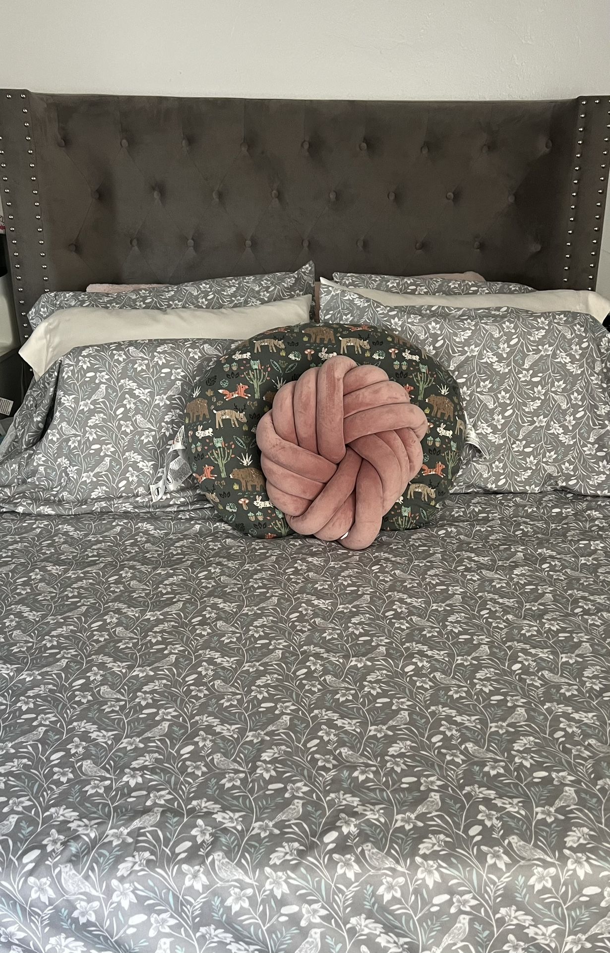 Queen Bed Frame 