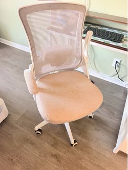 Desk chair