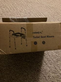 Tiolet seat riser with handles for seniors