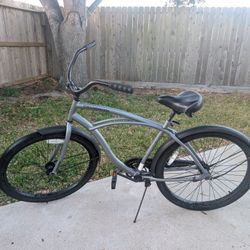 Huffy Cranbrook 26" wheels Comfort Cruiser Bike 