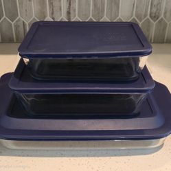 Pyrex 3 Baking Dishes