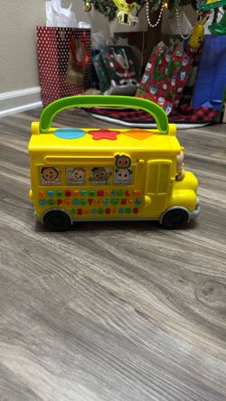 Cocomelon bus