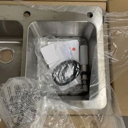 Glacier Bay Bratten 33 in. Drop-In 50/50 Double Bowl 18 Gauge Stainless Steel Kitchen Sink with Accessories