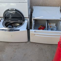 LG Pedestal Washer 