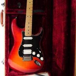 Fender Player Stratocaster HSS Plus Top Electric Guitar Cherry Burst with Case