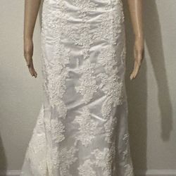 Wedding Gown Sz.16 From Oleg Cassini Collection Preserved In Box 