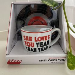 The Perfect Valentine’s gift: brand new set The Beatles “She Loves You.. Yeah Yeah Yeah” ceramic Cup&Saucer.