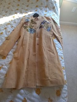 Fall Season Beautiful Beige Color Medium Size Jacket