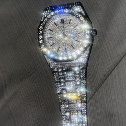 Moissanite  ap watch