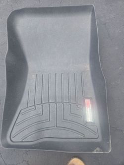 Floor mat for ford mustang