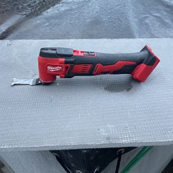 Milwaukee 18v Multi-tool