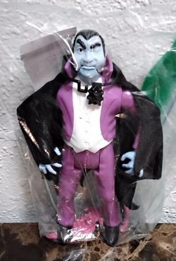 Dracula - $15 - Real Ghostbusters Monster Vintage
Cape included.