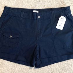New Time And Tru Women’s Size 18 Mid Rise 4” Dark Navy Blue Utility Shorts