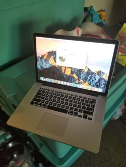 Brand new 2015 15" Macbook Pro 2.2ghz i7, 16gb ram, 256ssd, OSX sierra