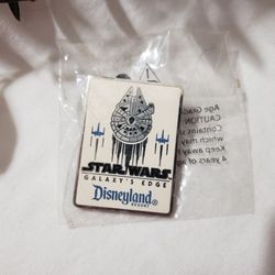 Star Wars Galaxy's Edge Pin