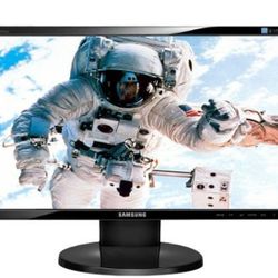 Samsung SyncMaster 23" 2343BWX LCD Monitor 
