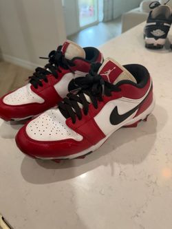 Football cleats Size 6