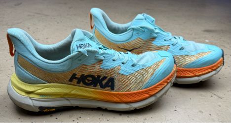Hoka women’s 10.5