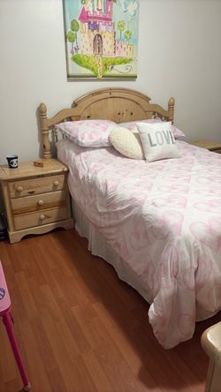 Complete Bed room set