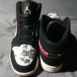 Air Jordan 1 Mids SE 'Newspaper Air Times'