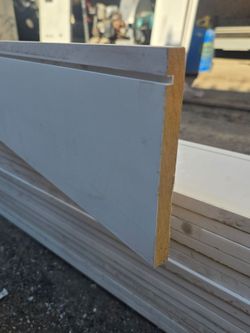 About 140ft of mdf baseboard