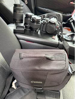 Canon Rebel T7 Camera