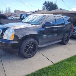 2011 GMC Yukon 