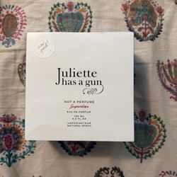 Juliette Has A Gun Superdose 
