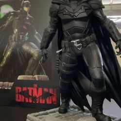 Batman Riddler Statues