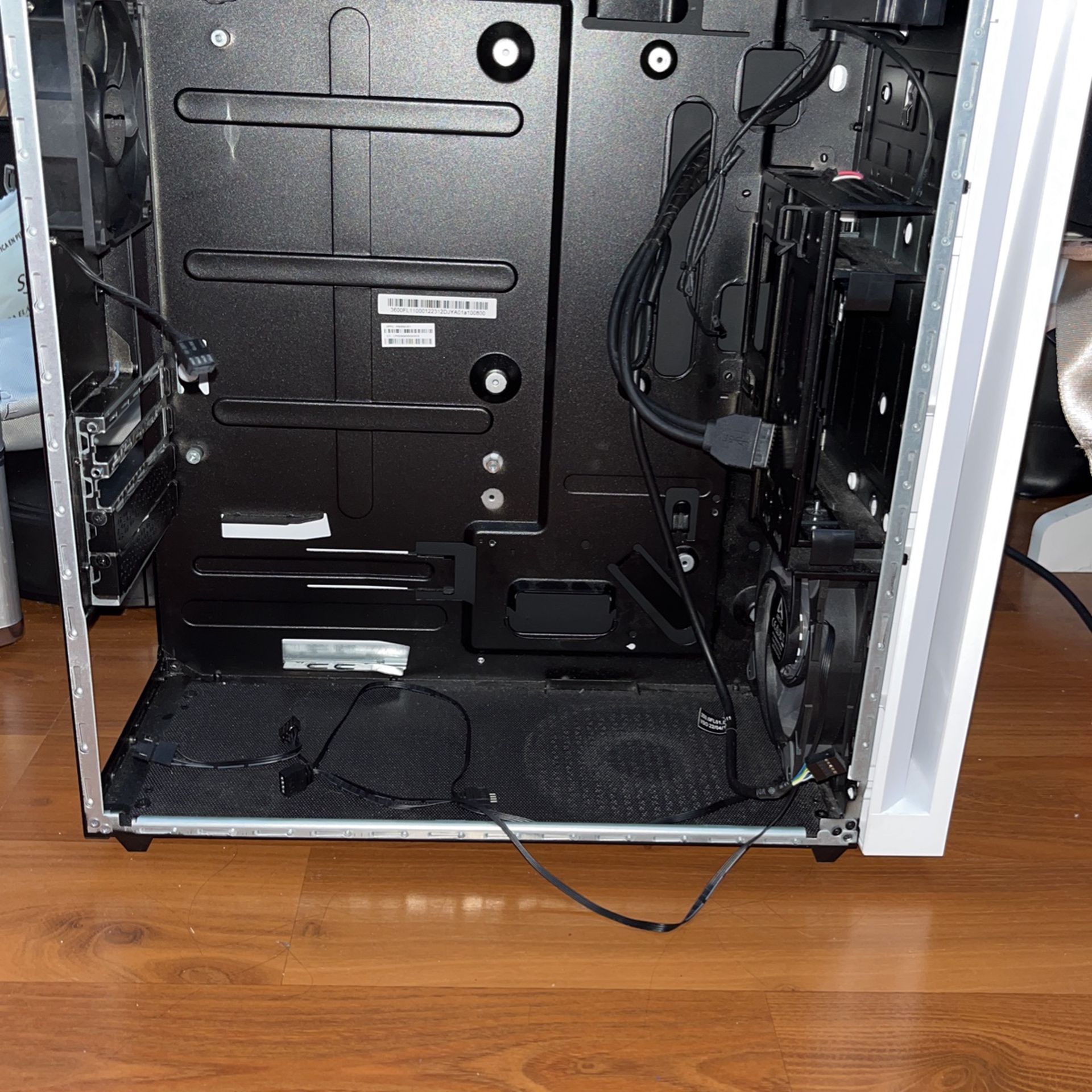 HP Omen 25L White PC Case