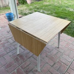 Ikea bamboo Table With Expandable Leaves
